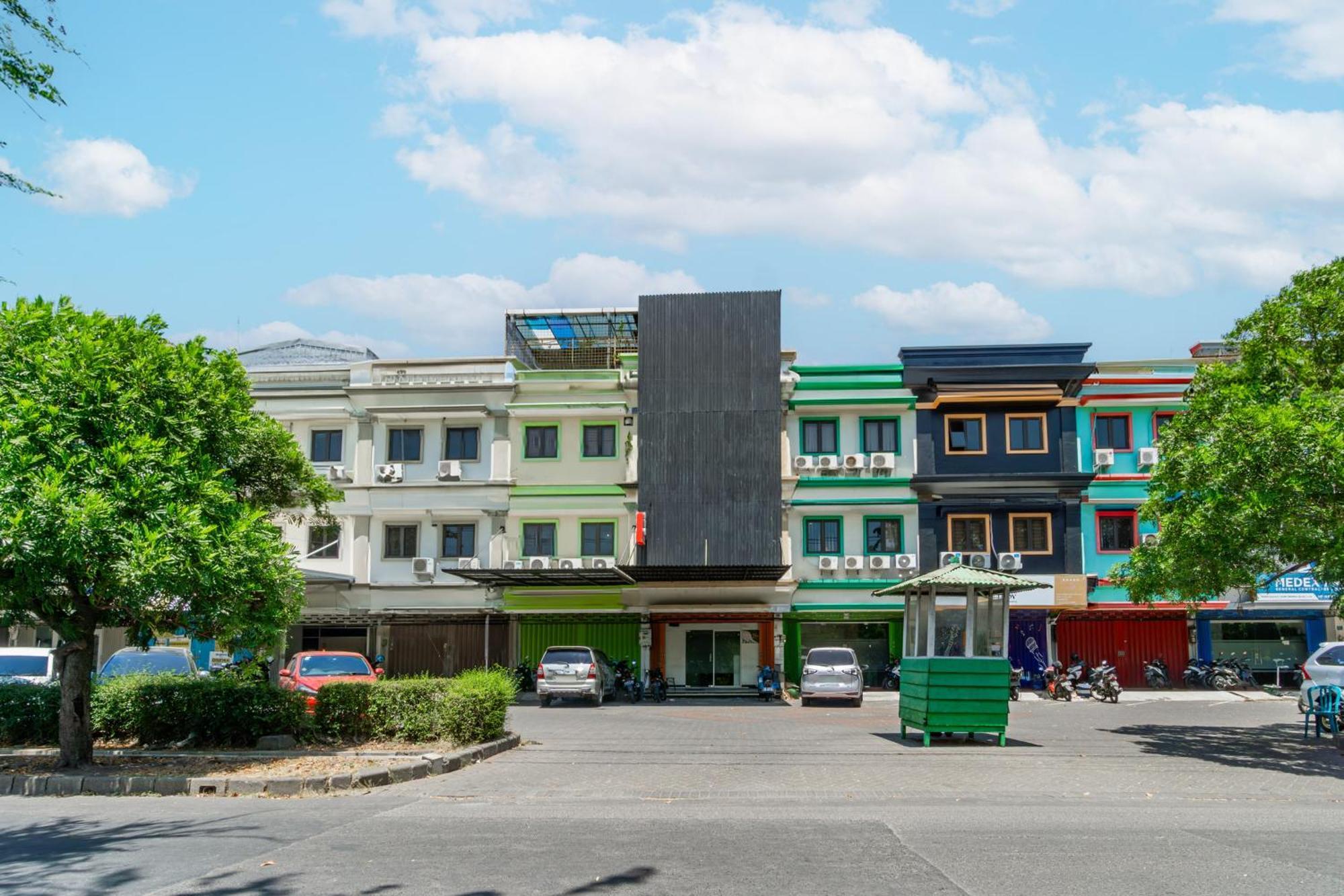 Ace Business Hotel Galaxy Surabaya Exterior foto