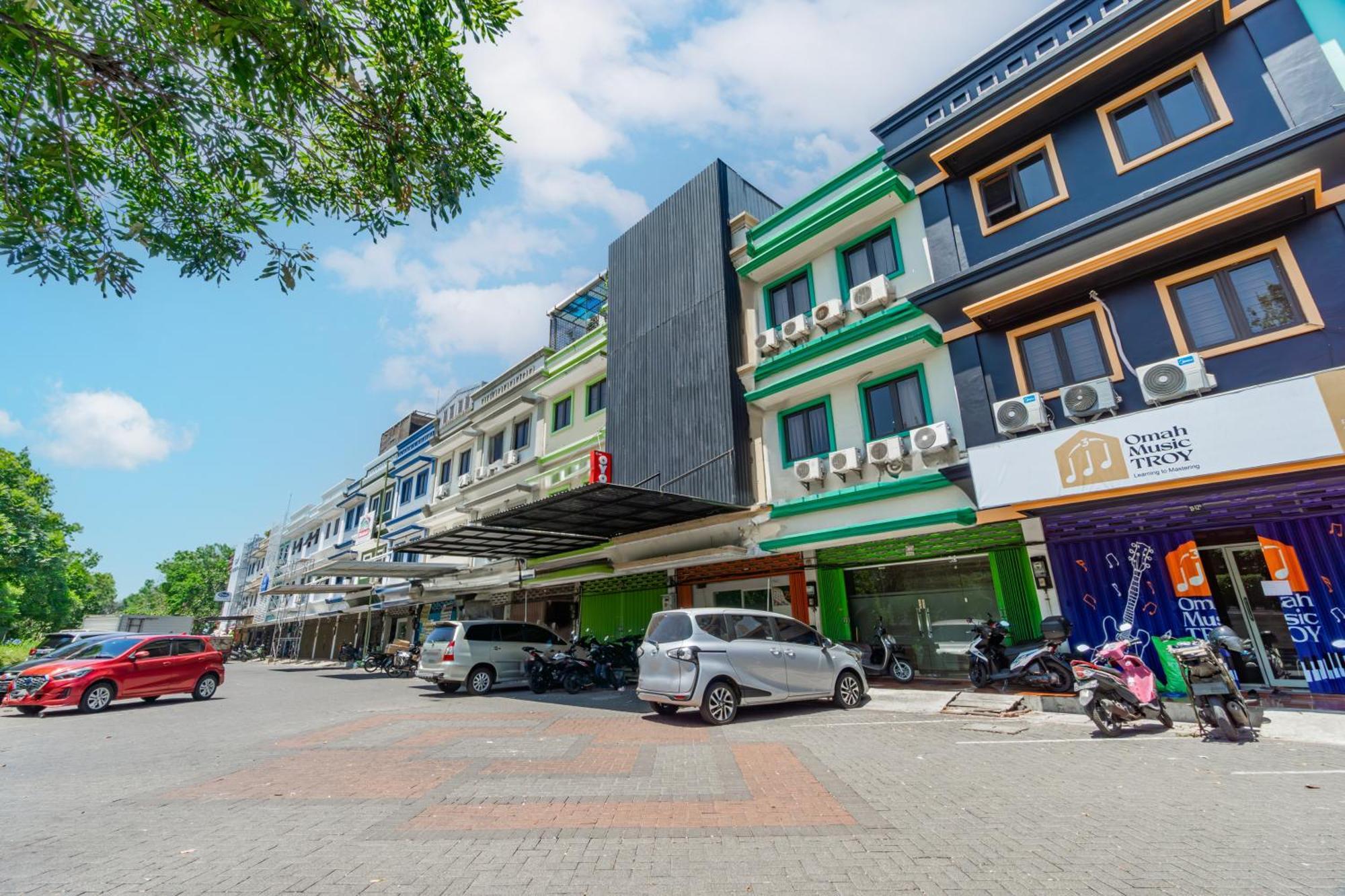 Ace Business Hotel Galaxy Surabaya Exterior foto