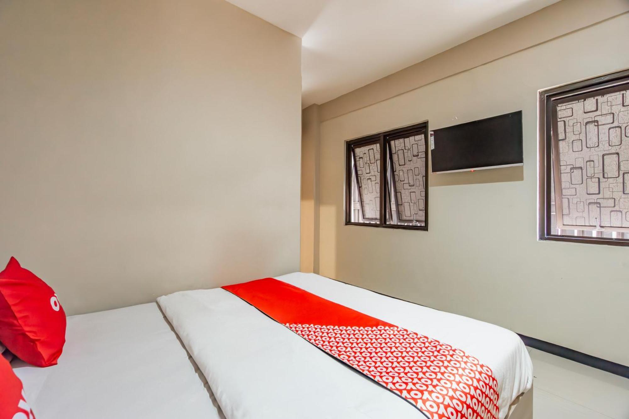Ace Business Hotel Galaxy Surabaya Exterior foto